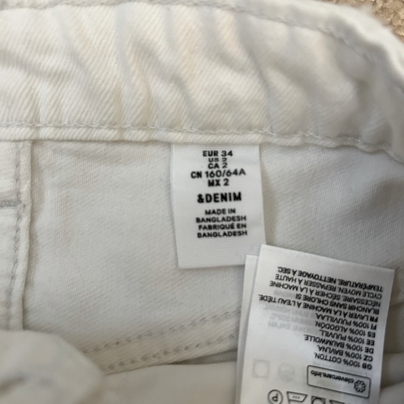 ⭐️NWOT⭐️H&M knee length denim skirt with zipper - Picture 3 of 3